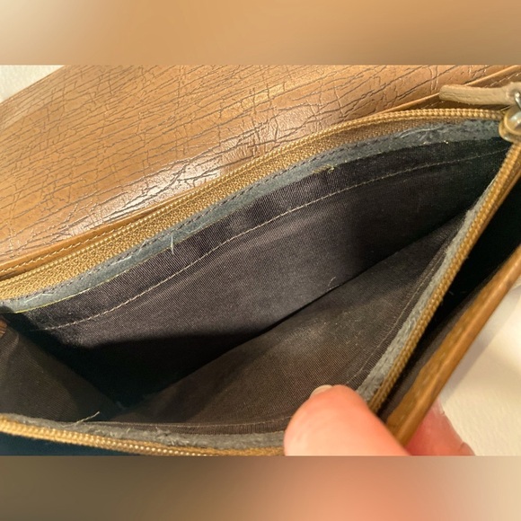 GUCCI Bamboo Wallet - Picture 9 of 16